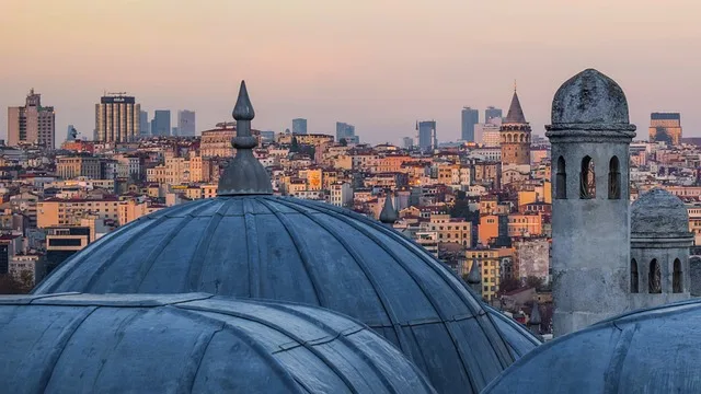 Fairmont Quasar İstanbul: Beşiktaş’ta Lüks ve Modernizmin Zirvesi